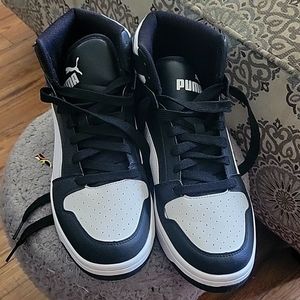 Puma Hightop Sneakers